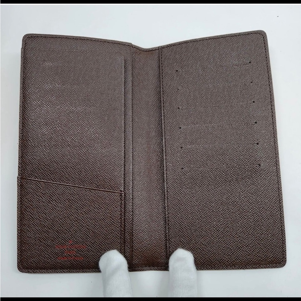 Louis Vuitton Brown Damier wallet